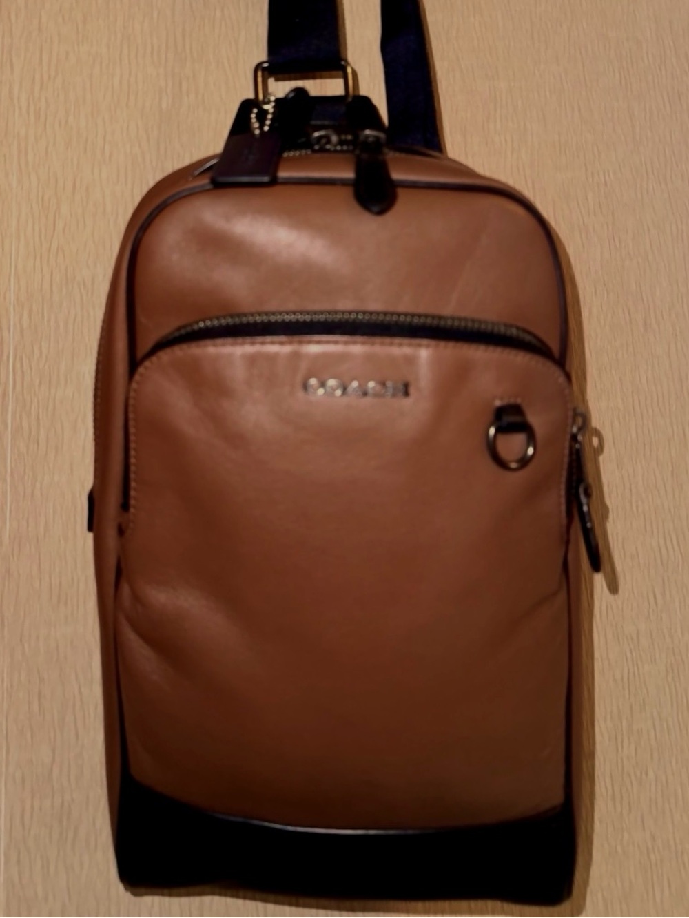 COACH Graham Pack crossbody bag. Brown and Black Leather. EUC.